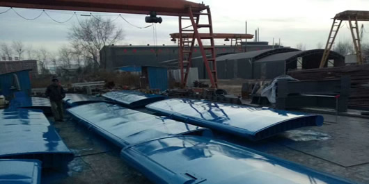 啟閉機(jī)閘門 啟閉機(jī)閘門